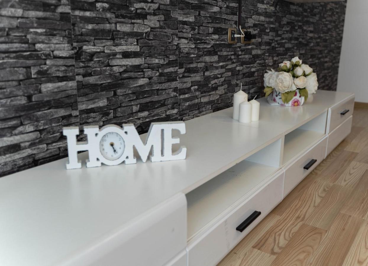 Isaran Coresi Apartment Braşov Buitenkant foto