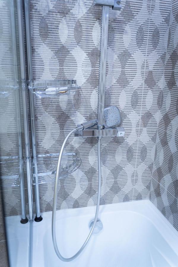 Isaran Coresi Apartment Braşov Buitenkant foto